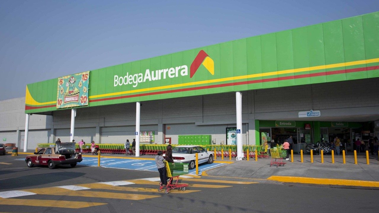 WhatsApp: Connecting the world, building bridges of communication.